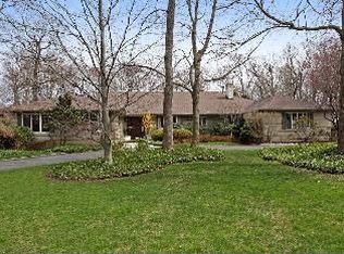 15 Camelot Dr, Livingston, NJ 07039