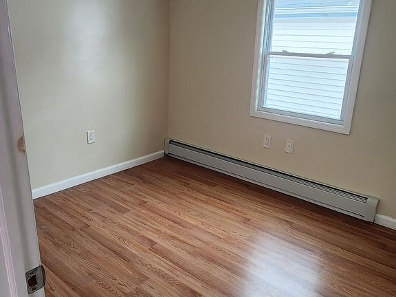 3rd image of 87-22 144th St Floor 2