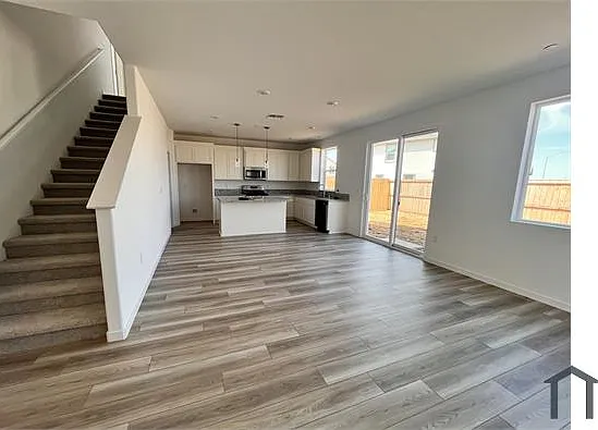 9975 Windage Way — Photo 4