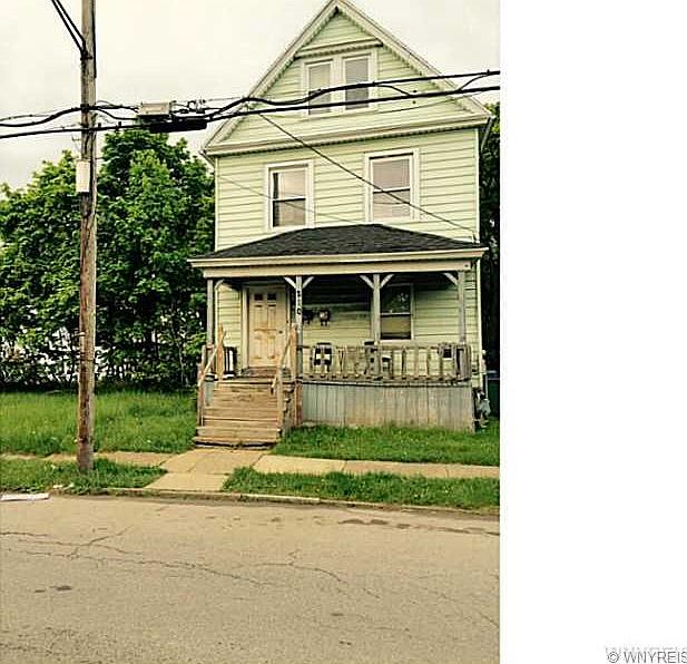 1st image of 210 Mills St