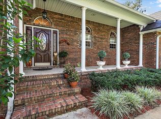 11728 Seaview Dr, Jacksonville, FL 32225