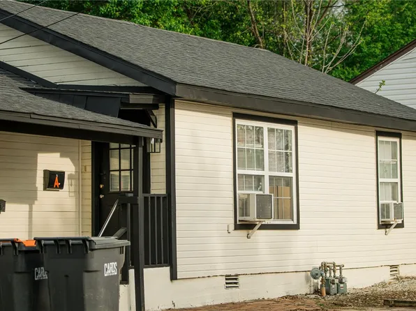 415 N Kansas St #A-b, Springdale, AR 72764