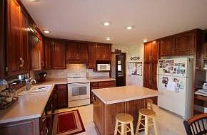 4th image of 1626 W Crusade Ln