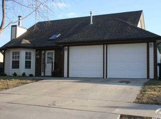 754 Lake St, Lawrence, KS 66044