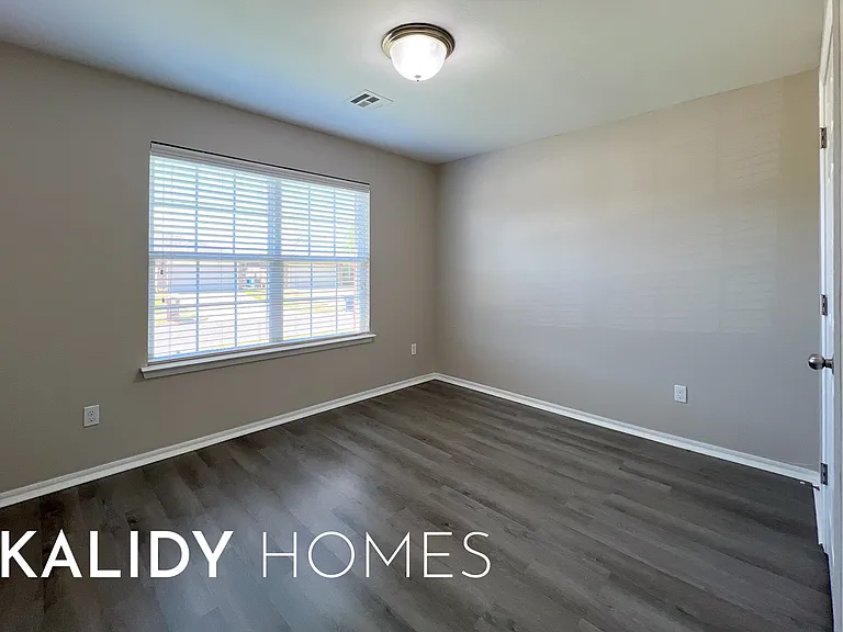 2928 Cider Mill Ln — Photo 18