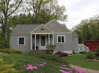 18 N Blandford Rd, Blandford, MA 01008