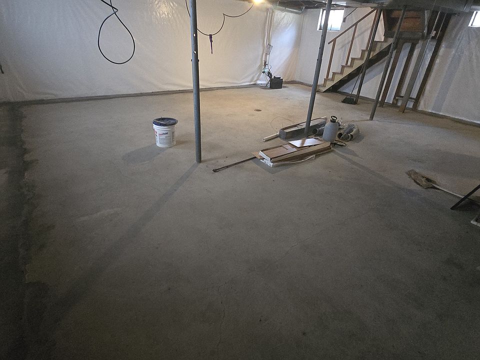 1st image of 1814 Richards Ave