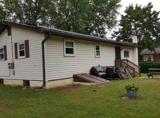 937 E Malaga Rd, Williamstown, NJ 08094