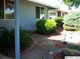 903 Dove Ave NE, Salem, OR 97301