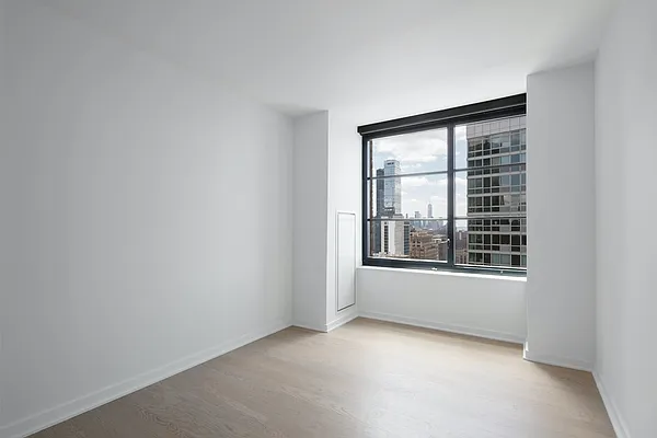 Rented by Greystar | media 31