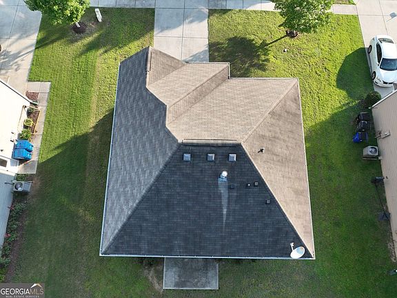 3rd image of 35 Ivey Township Dr