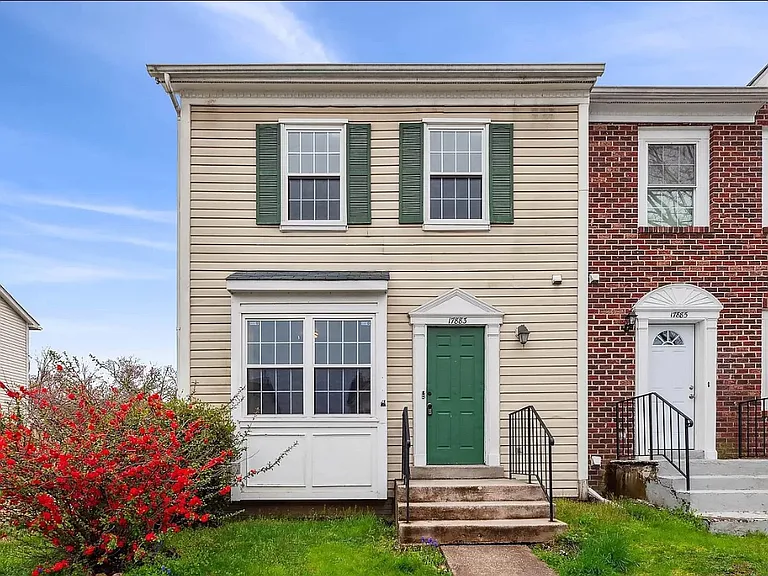 17883 Lounsbery Dr — Photo 1