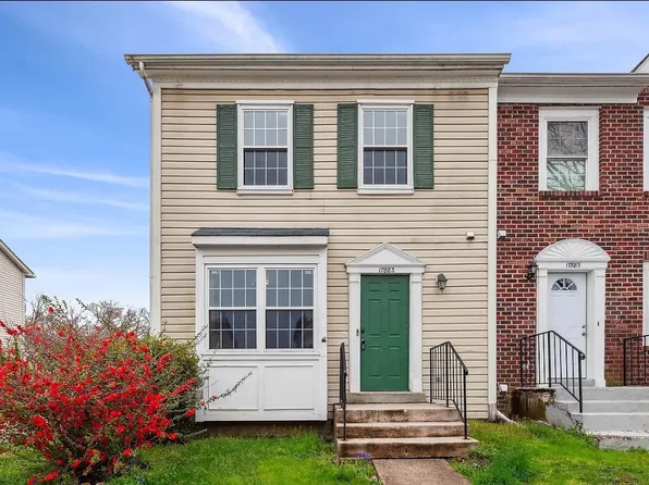 17883 Lounsbery Dr, Dumfries, VA 22026