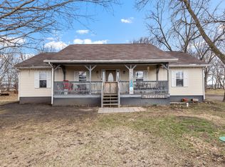 510 W Railroad St, La Moille, IL 61330