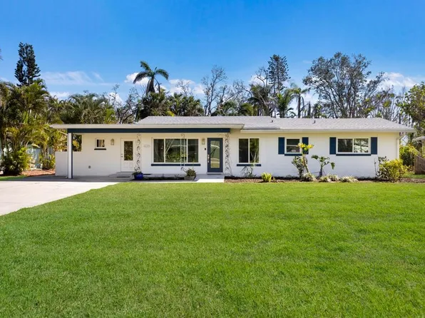 426 S Shore Dr, Sarasota, FL 34234