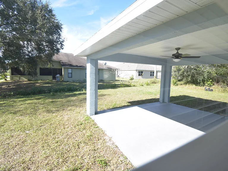 2198 SW Cameo Blvd — Photo 16