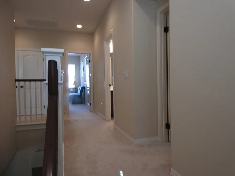 4897 Carriage Run Dr — Photo 11