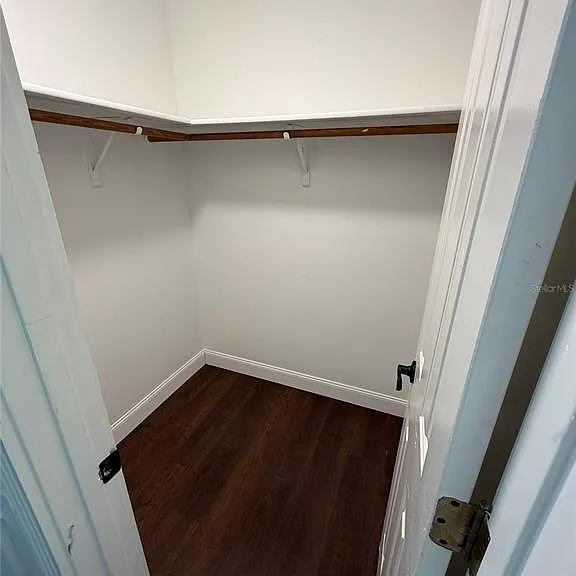 325 Leslie Ln — Photo 19