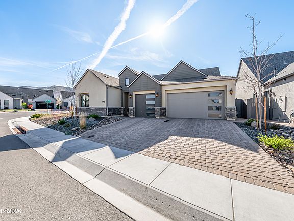 2nd image of 2976 Ruby Desert Dr