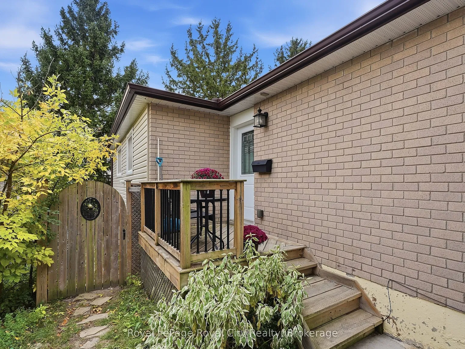3 bed, $2,500 — Photo 3