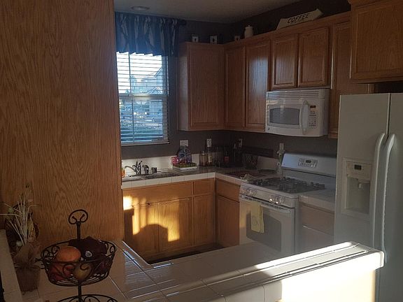 4th image of 1617 Moss Garden Ave