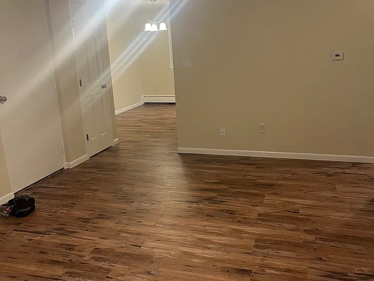 2568 Elmwood Ave #7 — Photo 7