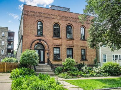 512 Laurel Ave APT 1, Saint Paul, MN, 55102