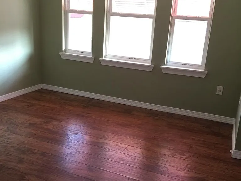 5659 Beaumont Ave — Photo 3