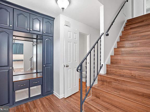3rd image of 6851 Brian Michael Ct