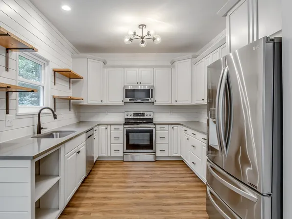 1113 Elmshade Ct, Nashville, TN 37211