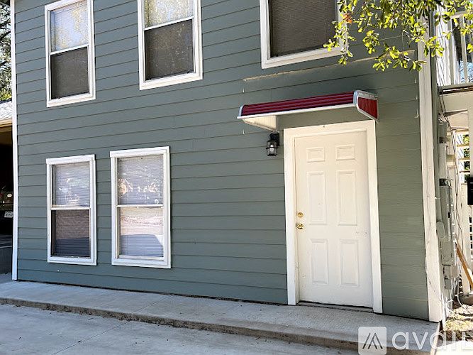 1st image of 204 E Good St