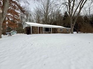 17 Eaton Dr, Clarendon, PA 16313