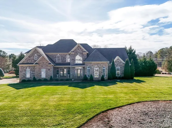 2006 Delfin Ct, Rock Hill, SC 29730