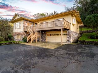 2880 NE Parker St, Roseburg, OR 97470