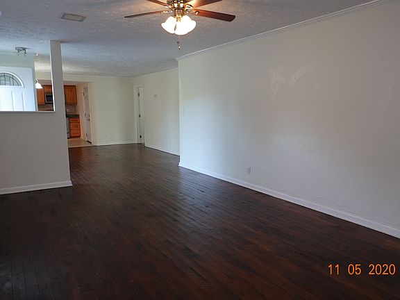 3rd image of 5927 Orcutt Ave