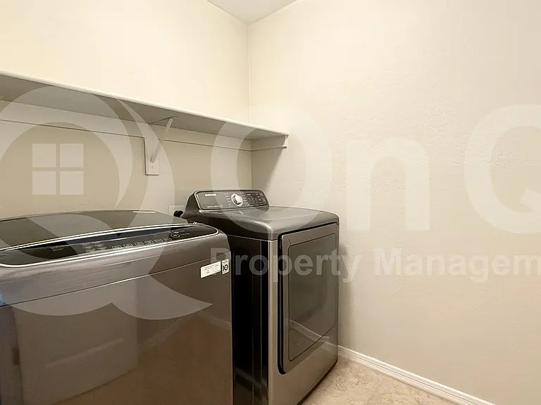 3747 E Hans Dr — Photo 20