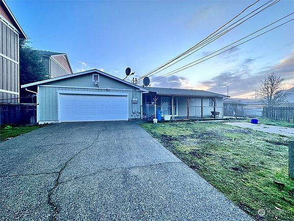 4th image of 4318 4320 Warner Street