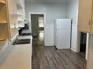 401 Walnut St, Paris, TN 38242