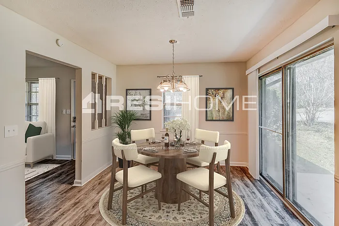 3 bed, 2.0 bath, 1159 sqft, $1,265 — Photo 4