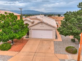 616 Via Canale SW, Albuquerque, NM 87121