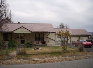 2013 Woodbine St, Kingsport, TN 37660