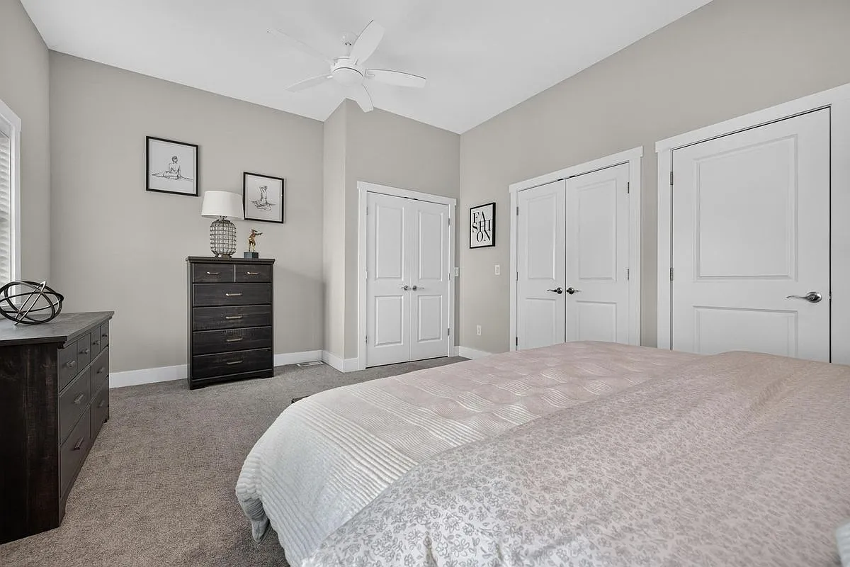 2 bed, 2.0 bath, 1332 sqft, $2,500 — Photo 3