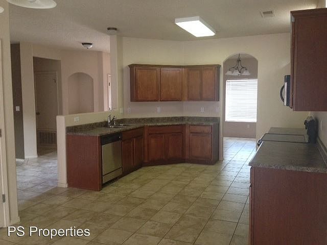1st image of 10513 Bilboa St NW