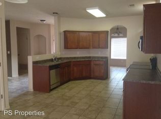 10513 Bilboa St NW, Albuquerque, NM 87114