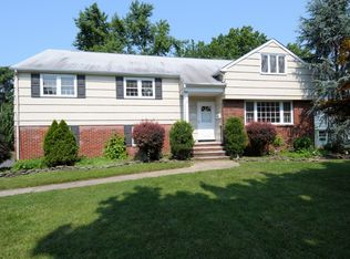 715 Schoolhouse Ln, Bound Brook, NJ