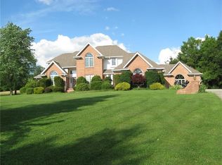 1144 Claridge Elliott Rd, Jeannette, PA 15644