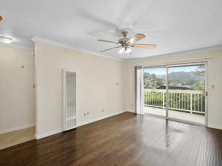2266 Cazador Dr #17 — Photo 2