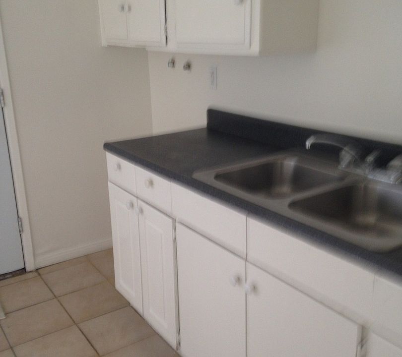 1st image of 6320 1/4 Brynhurst Ave