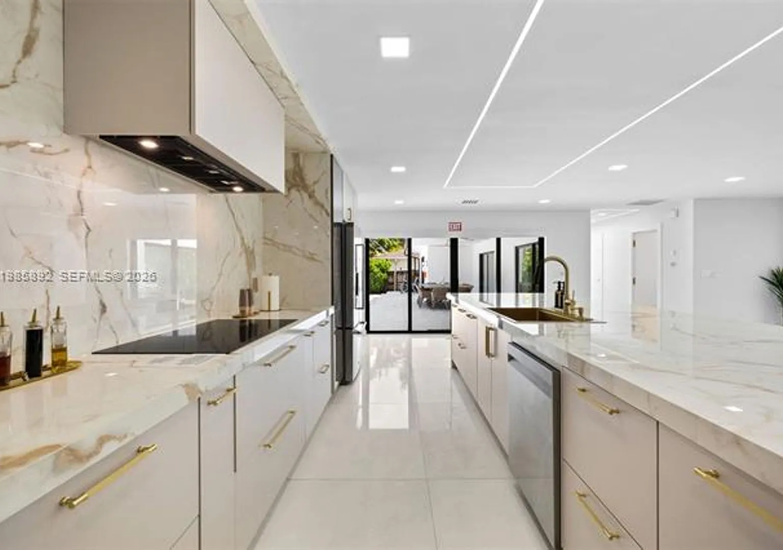 1117 Adams St # 1117, Hollywood, FL 33019 — Photo 1