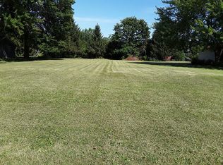 5800 Wheelock Rd, Fort Wayne, IN 46835